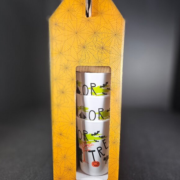 Ghoulish 100% Melamine Kids 6 Piece Party Set Halloween Decor New In Box - Picture 2 of 12